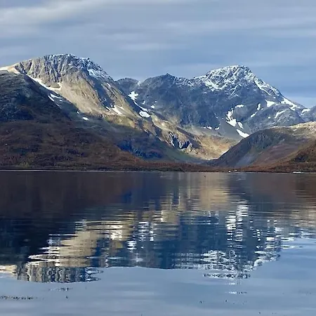 Midnight Sun Aurora Krokelvdalen