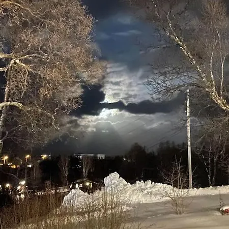 Midnight Sun Aurora * Krokelvdalen